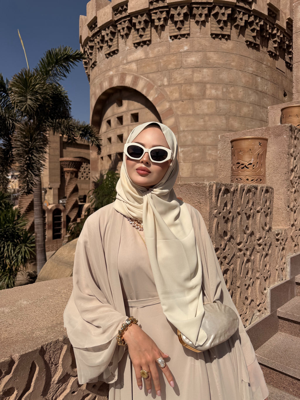 Şal dahil abaya krem