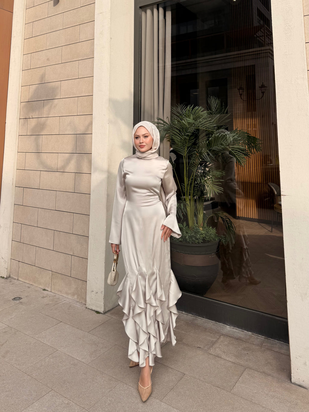 Fırfırlı abiye taş