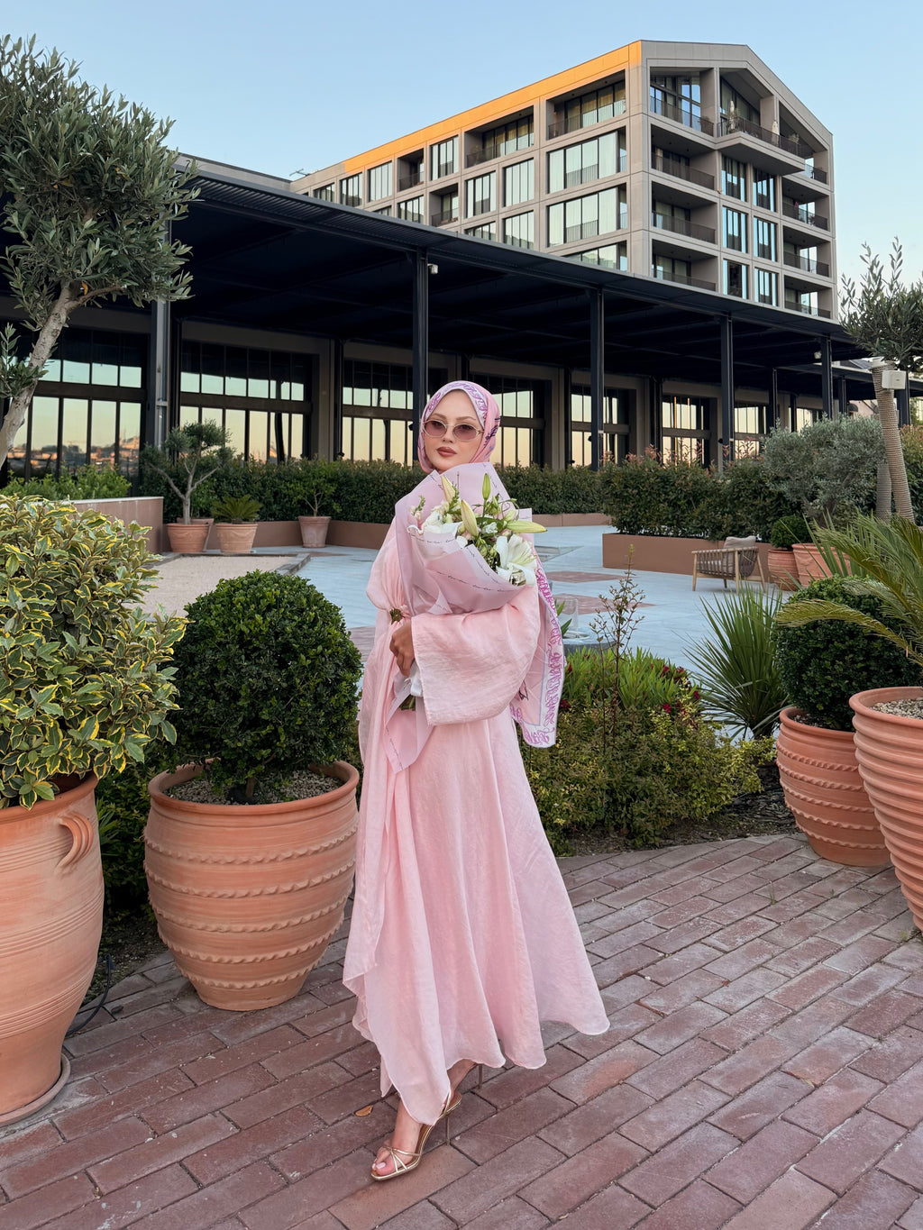 Pelerin elbise pembe