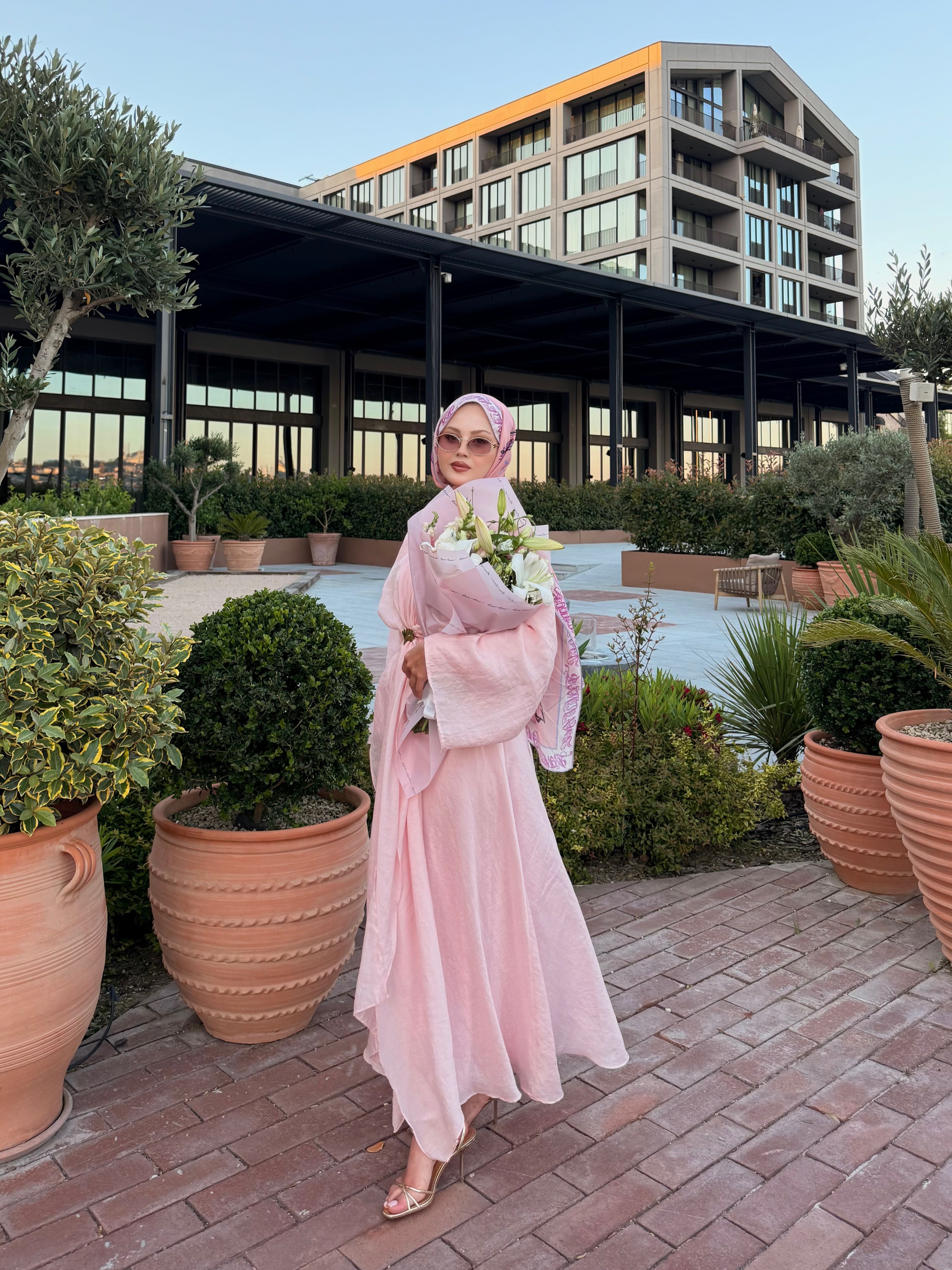 Pelerin elbise pembe