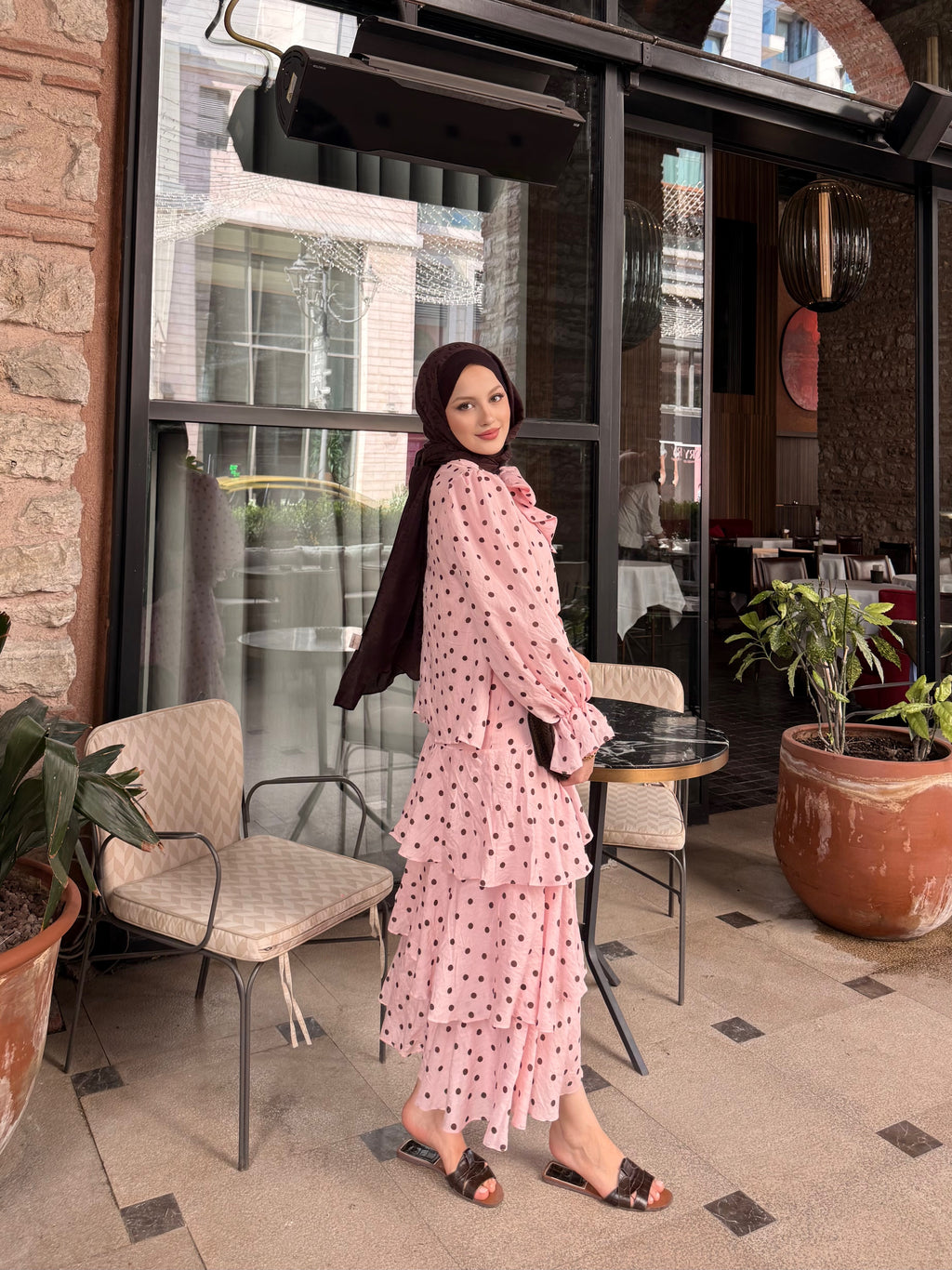 Puantiye takım pembe kahve
