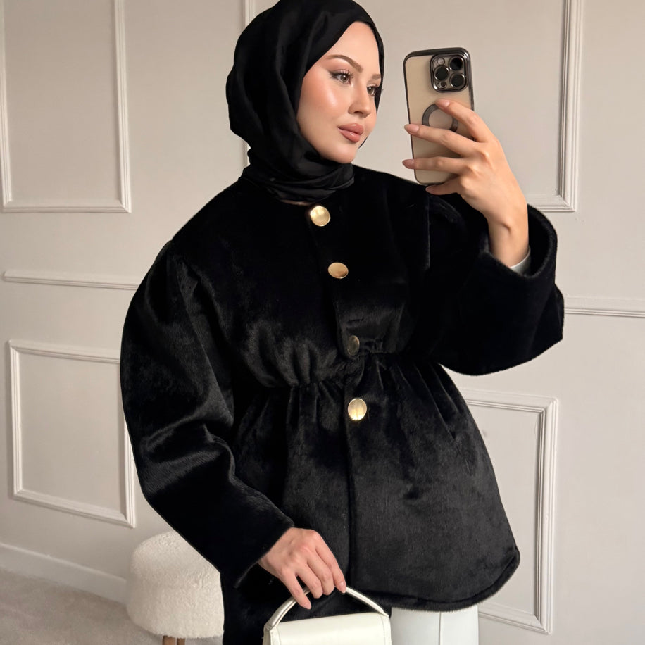 Kaşe Düğmeli Lastikli Kaban Siyah