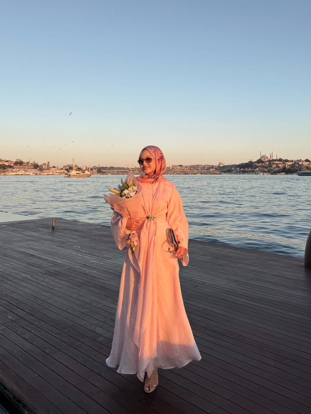 Pelerin elbise pembe
