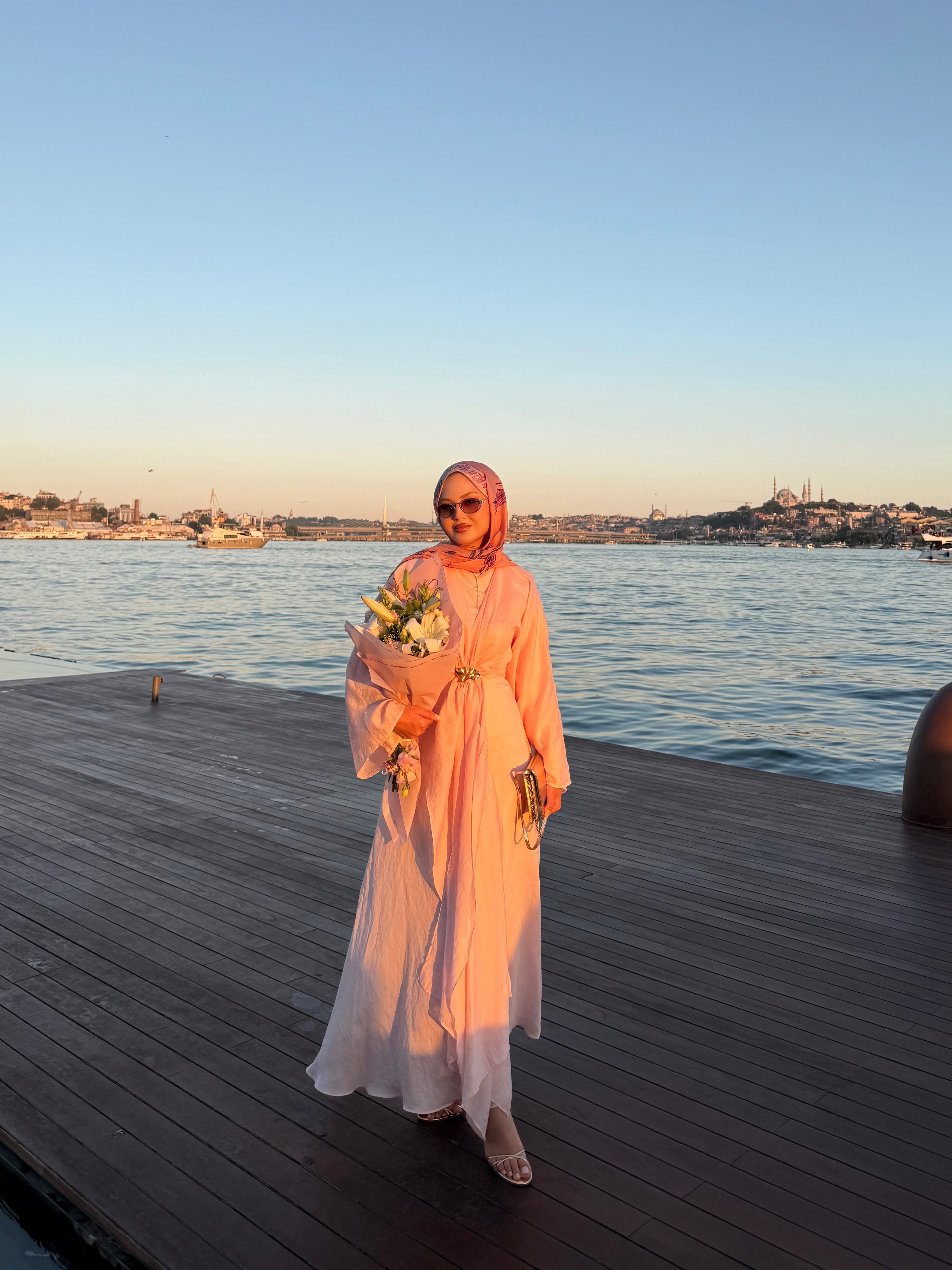 Pelerin elbise pembe