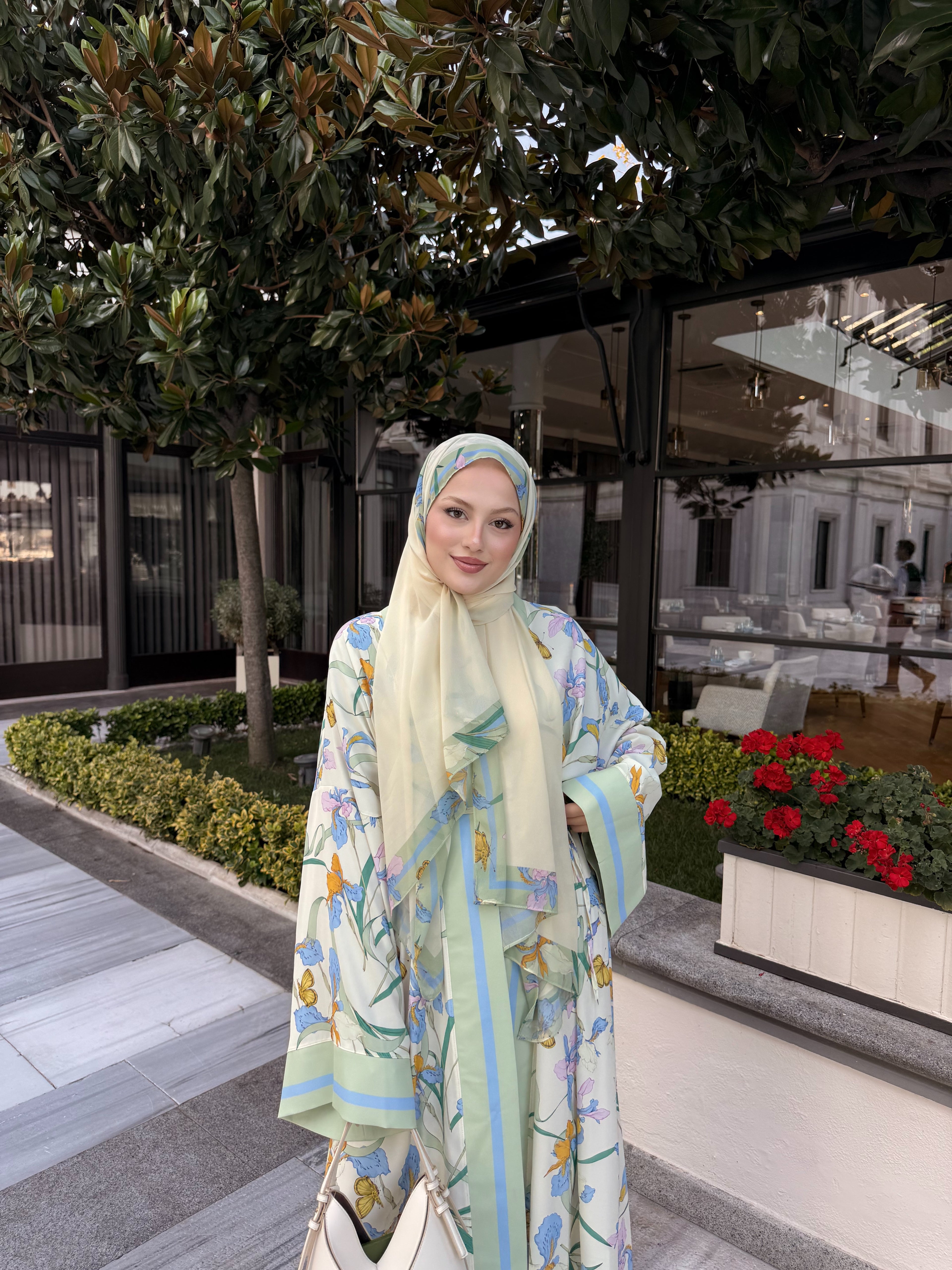 Şallı abaya yeşil