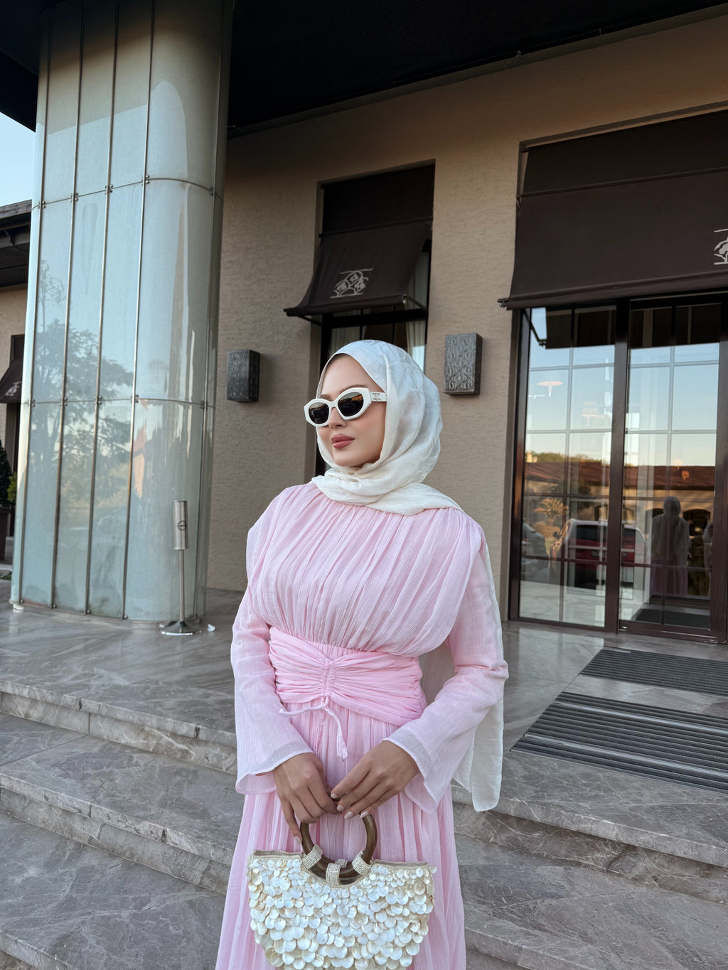 Büzgü detaylı elbise pembe