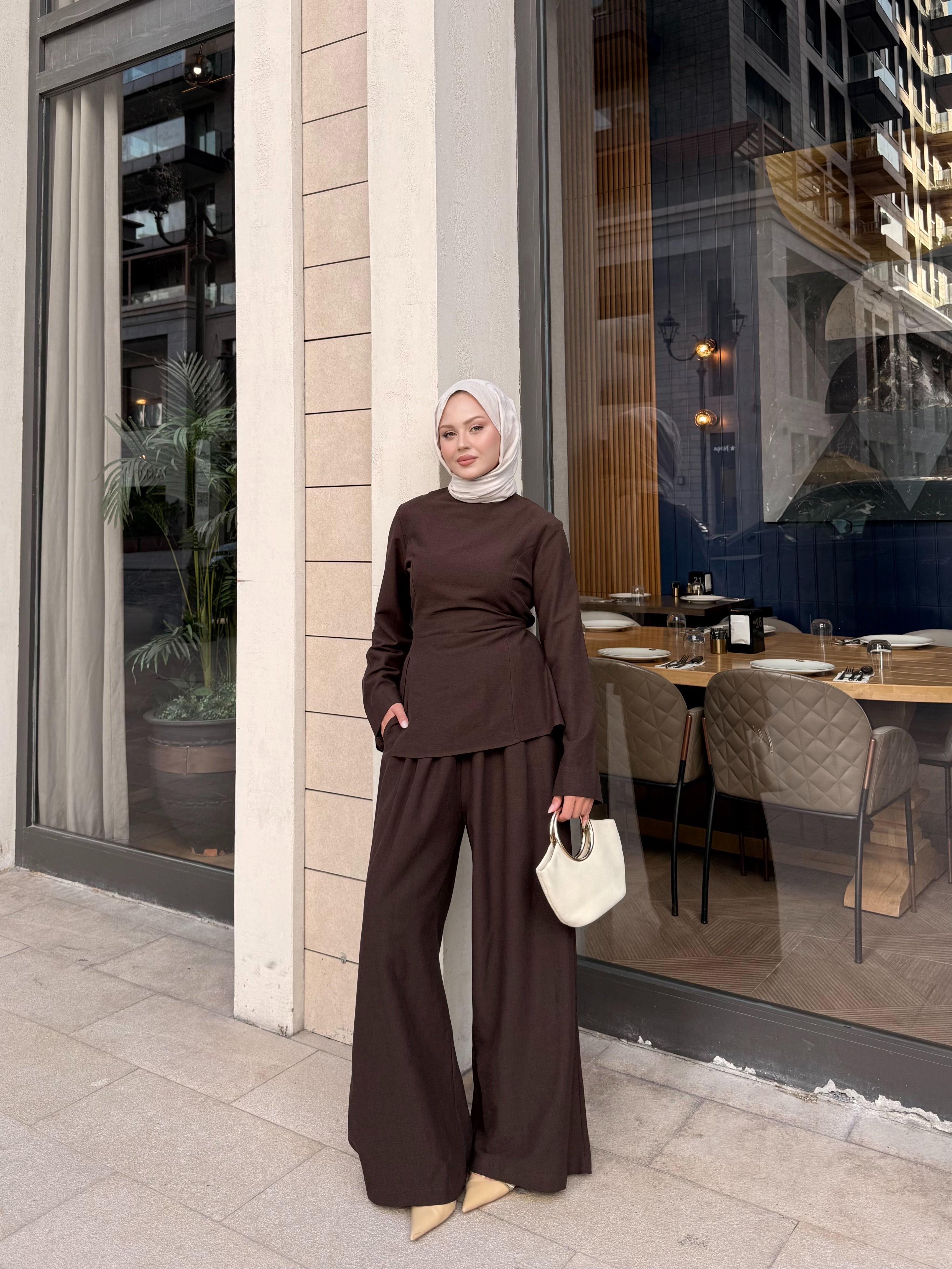 Bel bağlama detaylı takım kahverengi