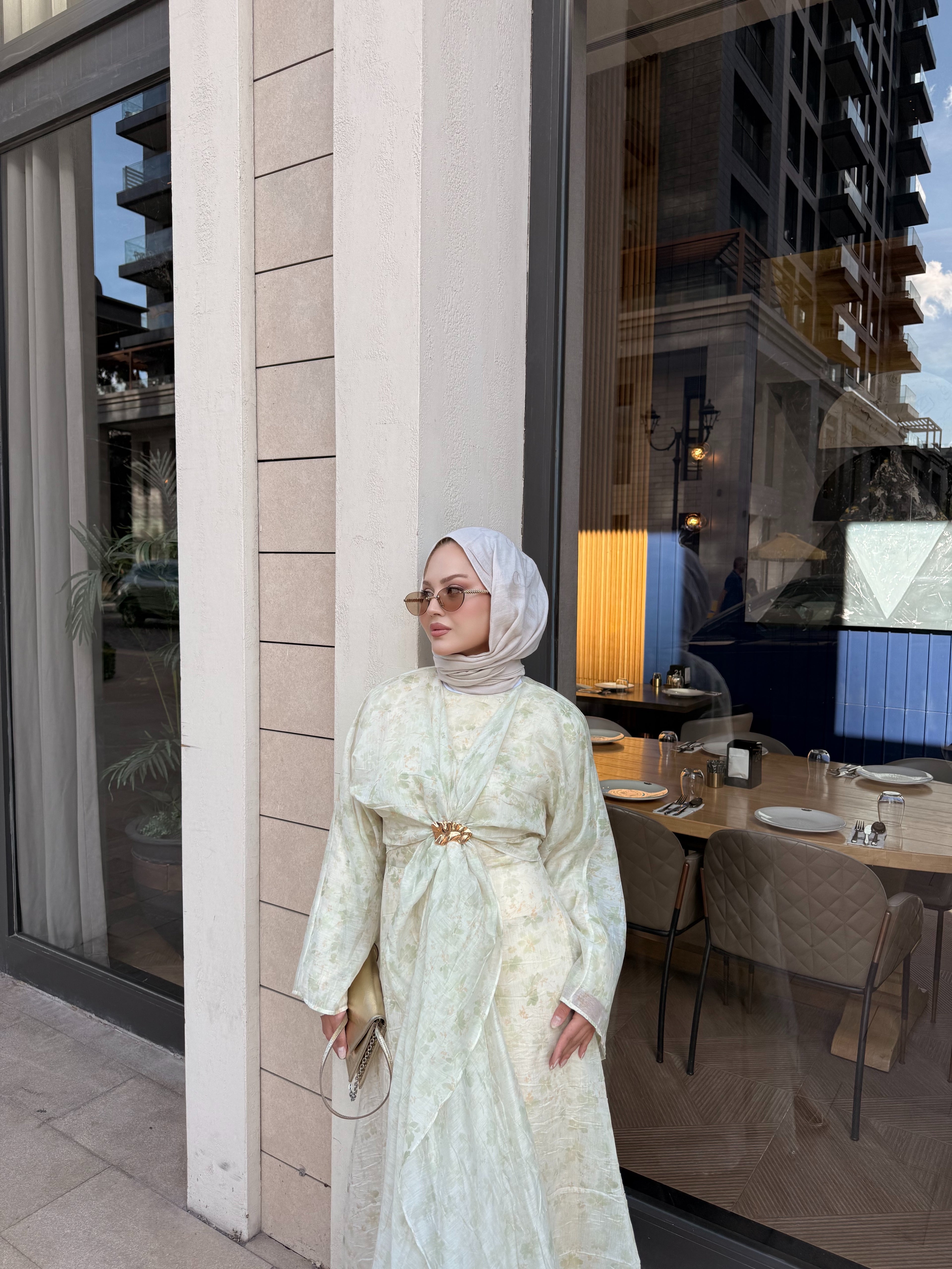 Desenli pelerinli elbise yeşil