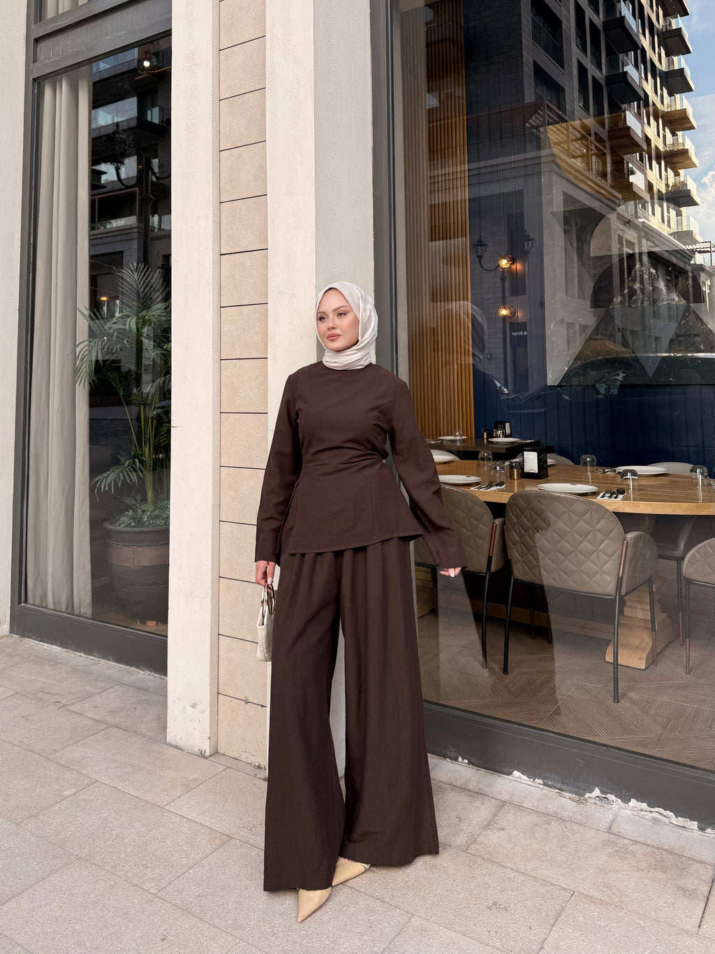 Bel bağlama detaylı takım kahverengi