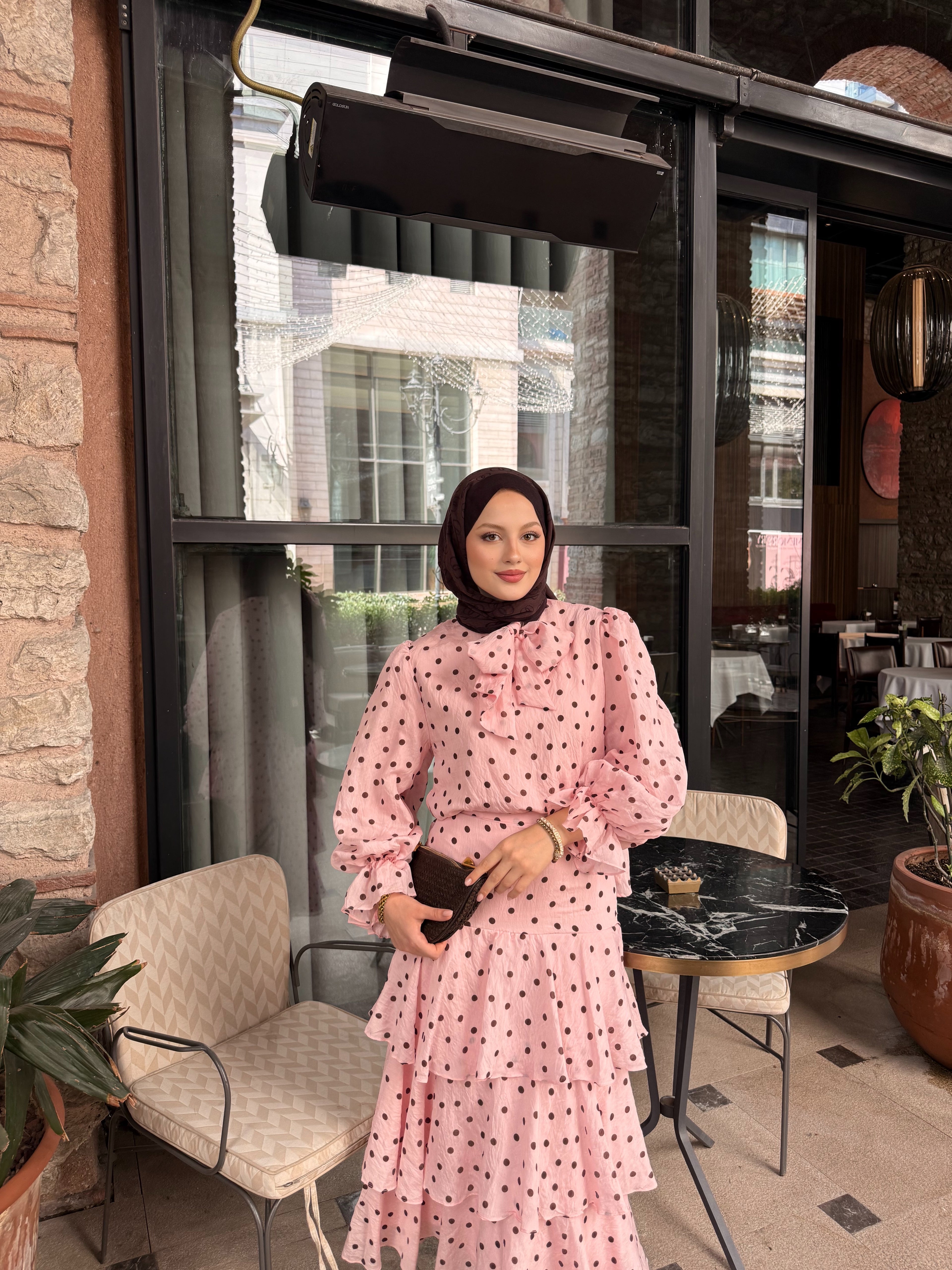 Puantiye takım pembe kahve