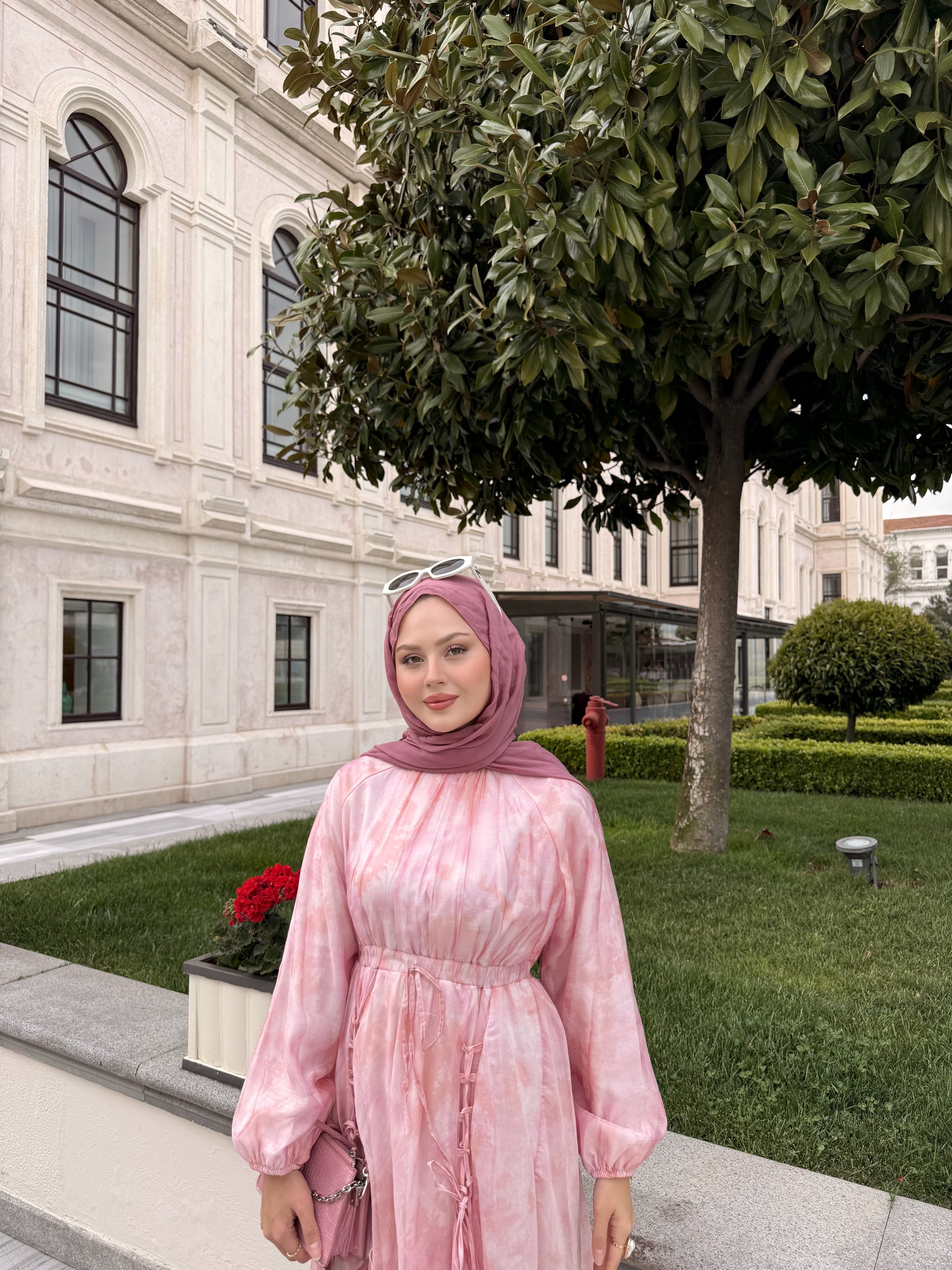 Kurdale detaylı elbise pembe