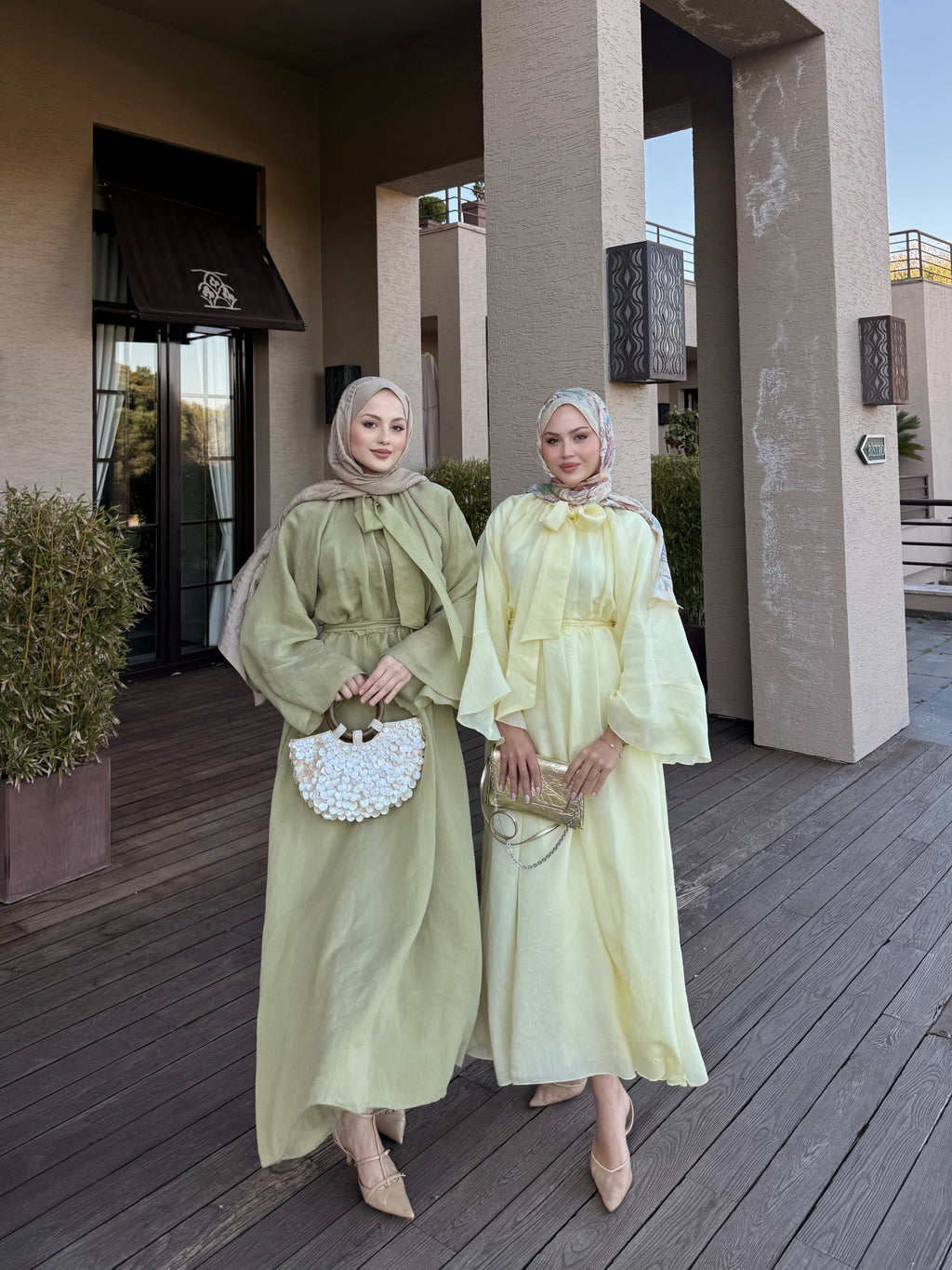 Flora elbise tereyağ sarısı