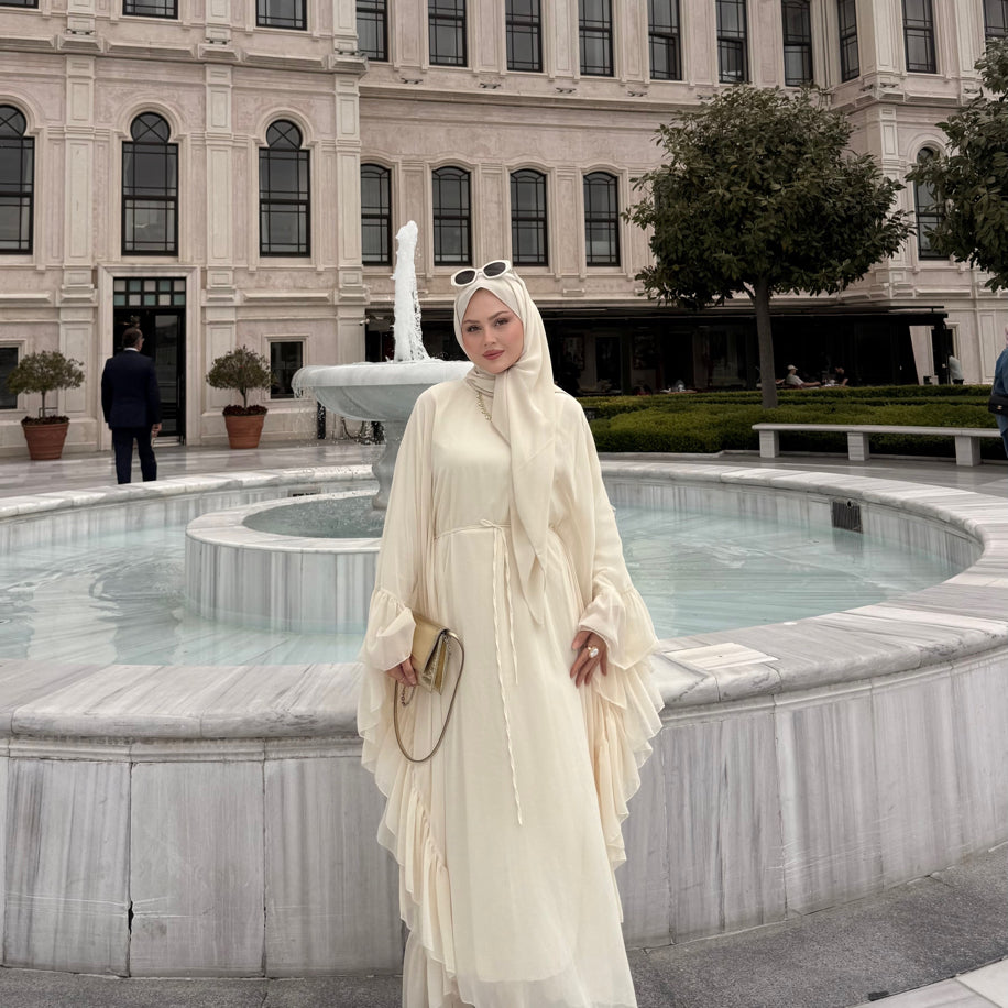 Fırfırlı Abaya Krem Ön Sipariş
