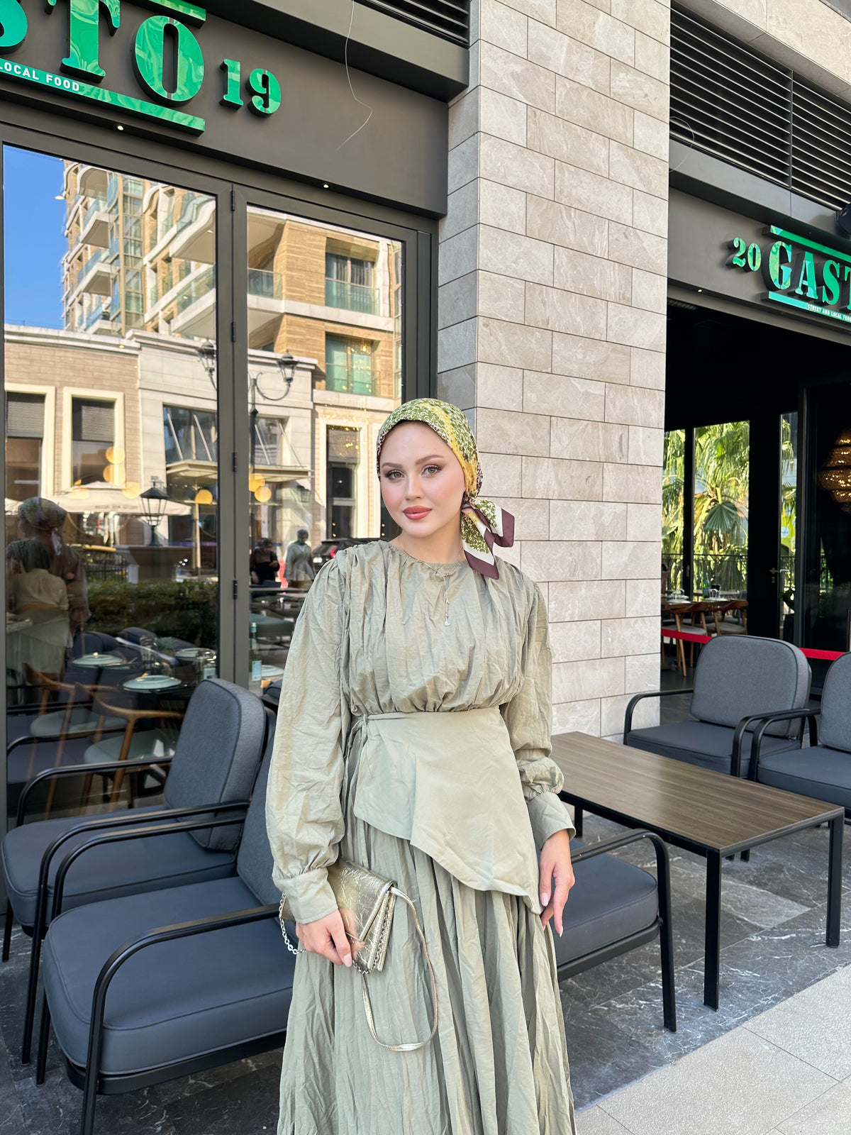 Etek bağlama detaylı elbise yeşil