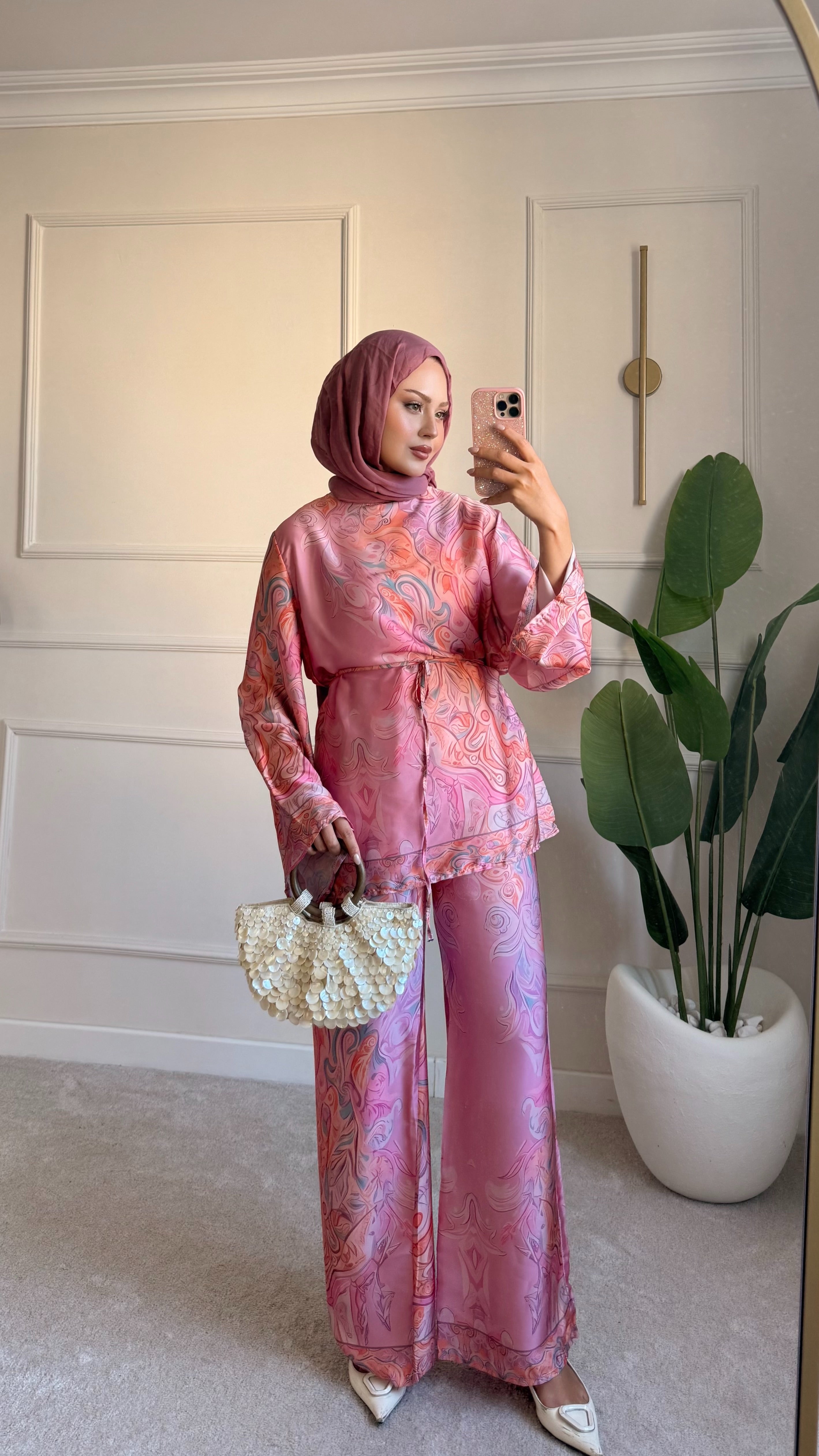 Desenli saten takım pembe